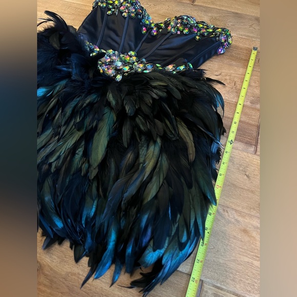 Sherri Hill Black Feather Strapless Dress - Picture 4 of 8